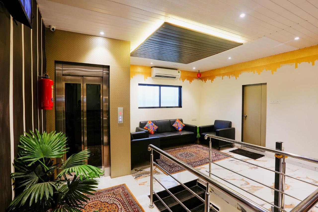 Fabhotel Prime Land - Nr Bkc Mumbai Eksteriør bilde