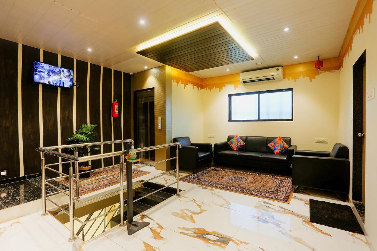 Fabhotel Prime Land - Nr Bkc Mumbai Eksteriør bilde